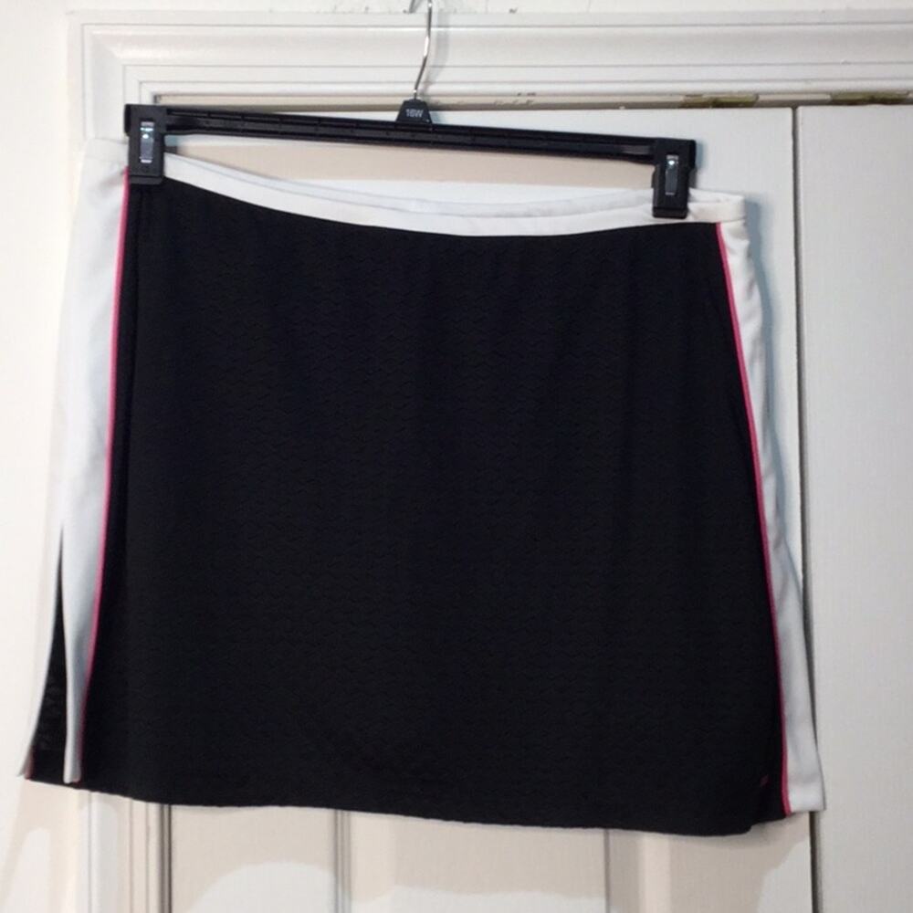 Izod xl skort In black white pink nwot perfect